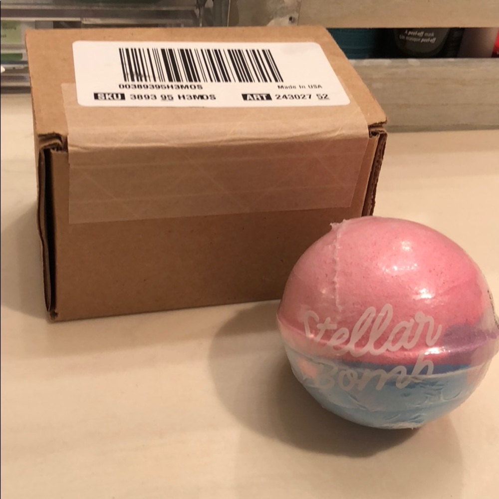 victorias secret bath bomb